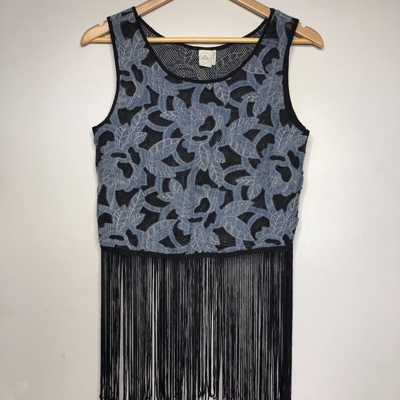 Floral stitch/mesh and tassel top, Paper Crane - Picture 1 of 5